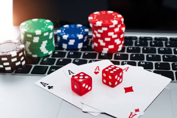 Live studio table screen with account controls